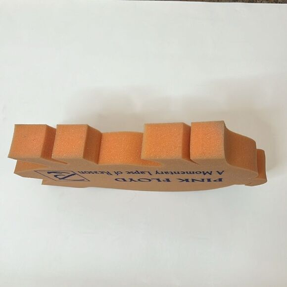 Pink Floyd A Momentary Lapse Of Reason Orange Foam Pig 17 In Wide 10 In Tall - Picture 4 of 7